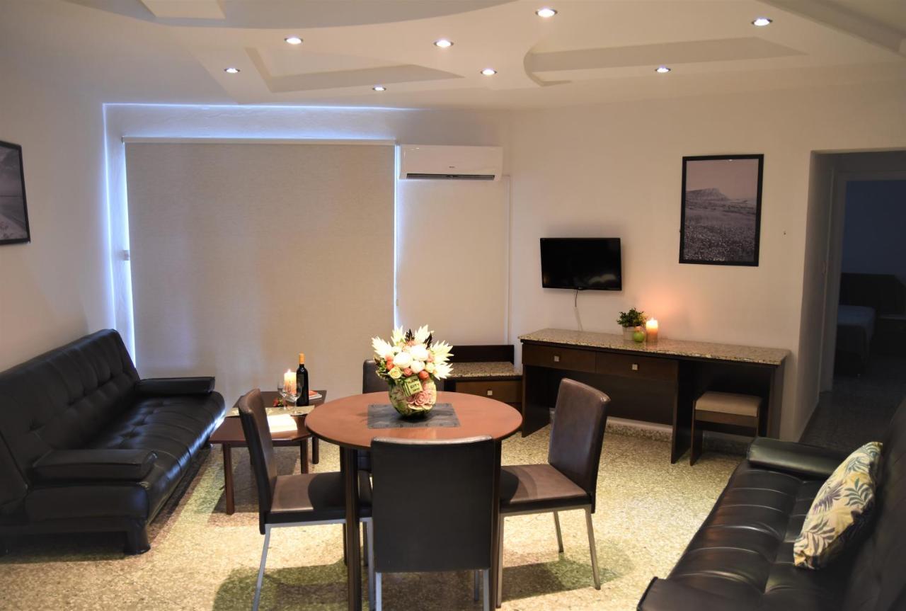 Napa City Apartments Айя-Напа Экстерьер фото