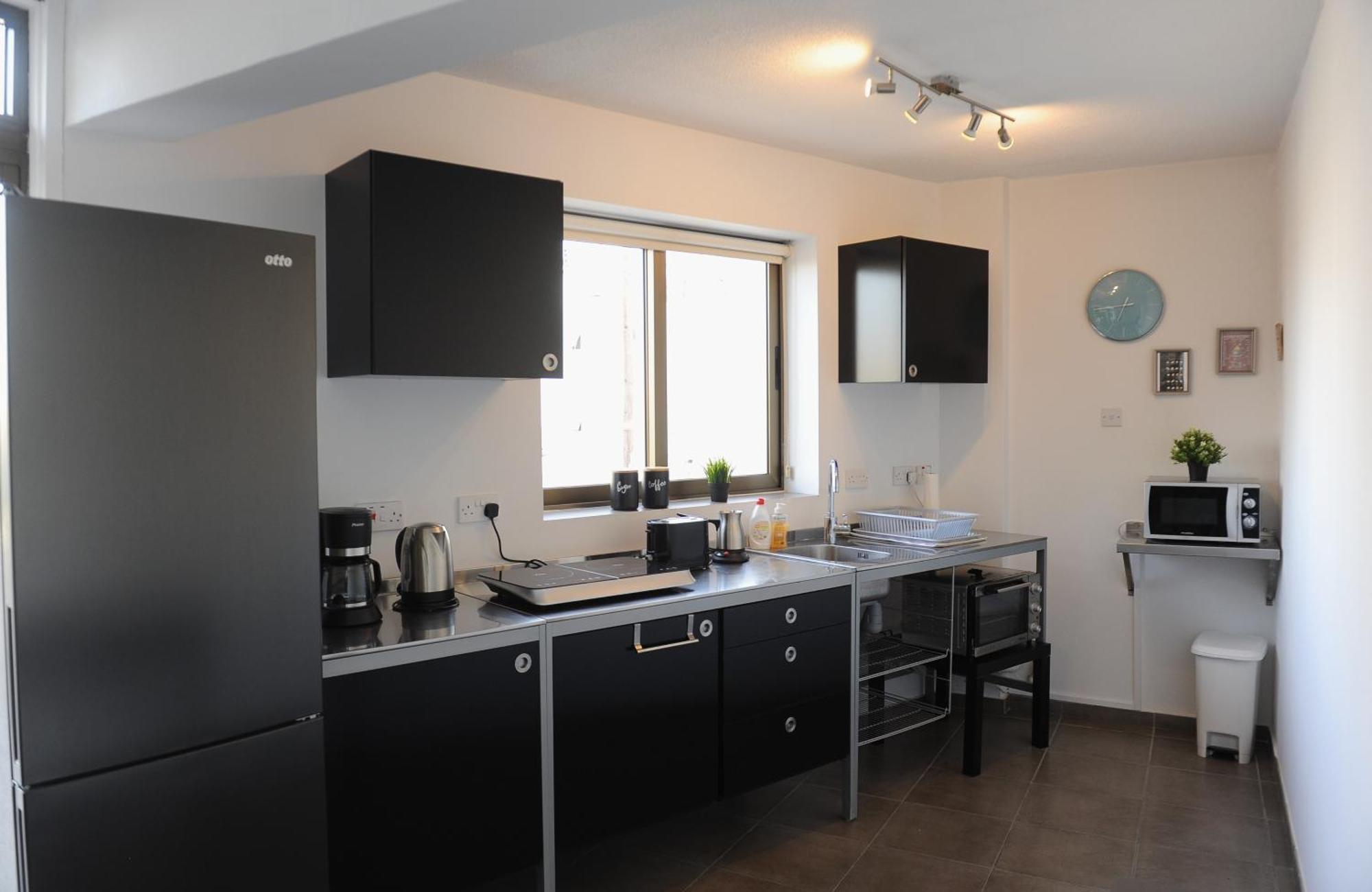 Napa City Apartments Айя-Напа Экстерьер фото